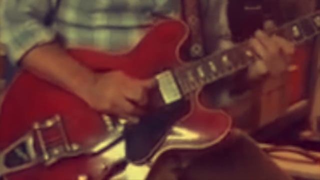 VIrgil Arlo PAF's in 1967 Gibson ES-335 смотреть онлайн