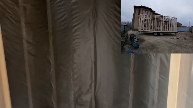 4-й и 5-й день стройки автодома. Утепление, окна, пароизоляция в доме на колесах.