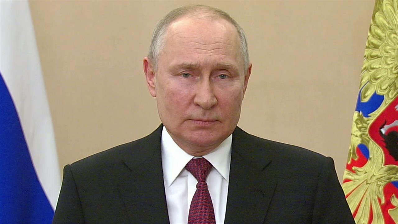 Владимир Путин поздравил медиков с профессиональным праздником