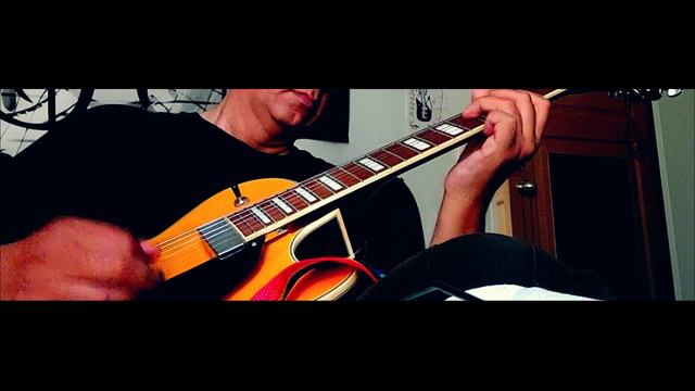 Cyrus takes out his Ibanez GB to listen to the sound PART 2 смотреть онлайн