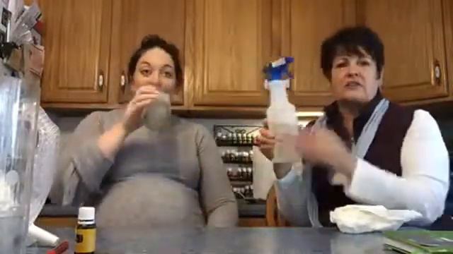 The Oily Connection ***Glass and Mirror Cleaner & Mint Lemonade*** смотреть онлайн