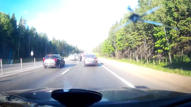 Размотало