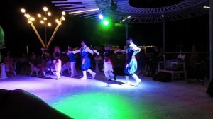 Греческий силовой танец