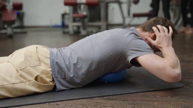 Упражнение от сутулости смотреть онлайн