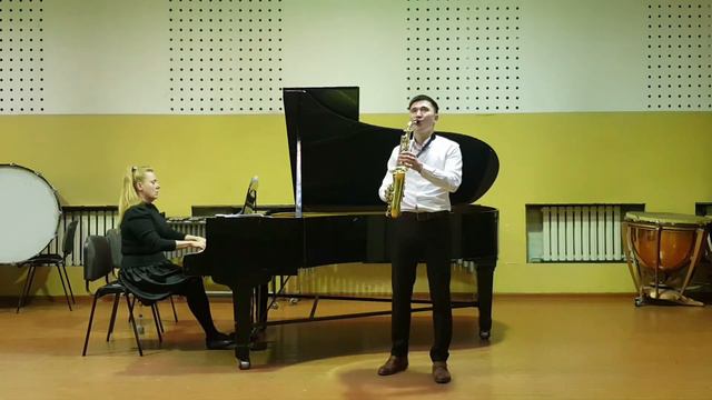 Алиби Абдинуров - Аққу домбыра - Арухат Мусаипов смотреть онлайн