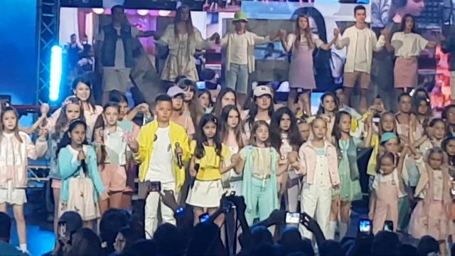 ДЕТИ ВСЕЙ ЗЕМЛИ смотреть онлайн