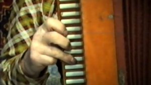 Макаров (1917 г.р., г. Михайловск) – мамонька долгая с песнями (минорка)