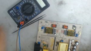 монитор samsung  SyncMaster 710V не включается