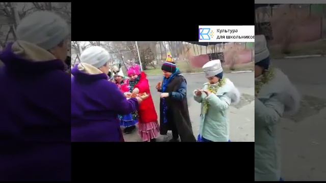 МКУК Большевистское СКО Святочные традиции детский фольклорный ансамбль Ладушки