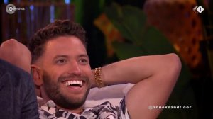 Floor Jansen - Singing in 8 languages