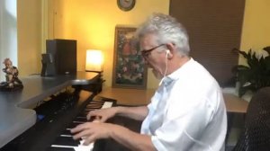 Piano Kirtan - Havi Das ACBSP (Ilan Chester)