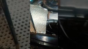 Можно ли ездить при низком уровне масла? (что будет если залить масло в двигатель выше уровня?)