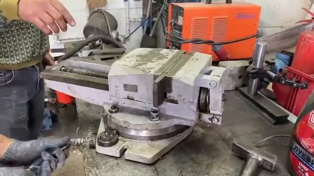 Тиски с пневмоприводом смотреть онлайн