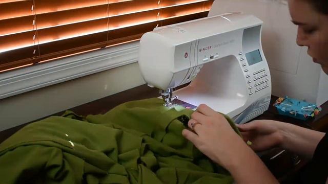Sewing a Ren Faire Dress for my Engagement Photos