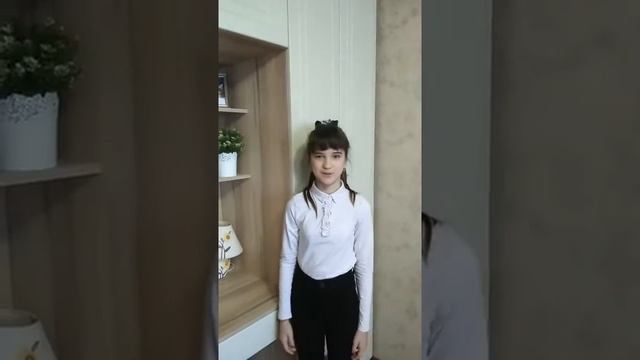 Муракаева Сабина Наилевна, 12 лет, А. Фет 'Опять незримые усилья...' смотреть онлайн