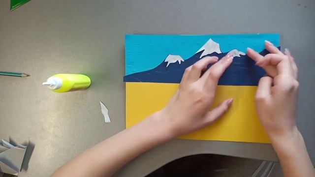 Аппликация "Слоны на прогулке", воспитатель Шевченко И.В. смотреть онлайн