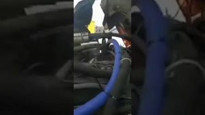 Предпусковой подогреватель двигателя (мокрый фен) Hydronic 10 на Шакман F2000 ( часть 2)