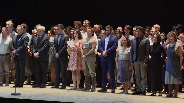 La Marseillaise par les Chœurs et l'Orchestre de l'Opéra national de Paris смотреть онлайн