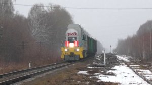 Газотепловоз ТЭМ19-001 в магистральной работе с грузовым поездом