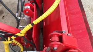 Гидроповоротный отвал на фронтальном погрузчике Landformer ФПУ-500