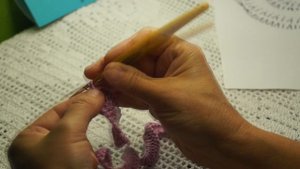 Брошь  - ЦВЕТОК, вязание КРЮЧКОМ ,crochet flower  ( узор № 285)