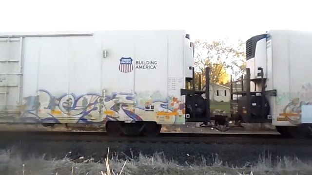 FREIGHT TRAIN GRAFFITI VIDEO #811 with REKS-BERG WHOLECAR смотреть онлайн