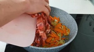 Плов из индейки в сковороде
