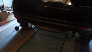 Тянем машину в гараж подвесной электроталью