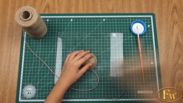 Как сделать соломенную шляпу своими руками. How To Make A Sun Hat For Dolls.