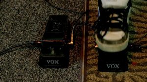 Wah Shootout!! VOX V845 vs VOX V847A (Clean/Dirty)