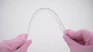 Линейка для идеальной разметки бровей Henna Expert