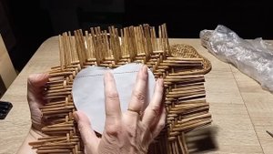 Саржевое плетение. Подставка под чашку сердечко.