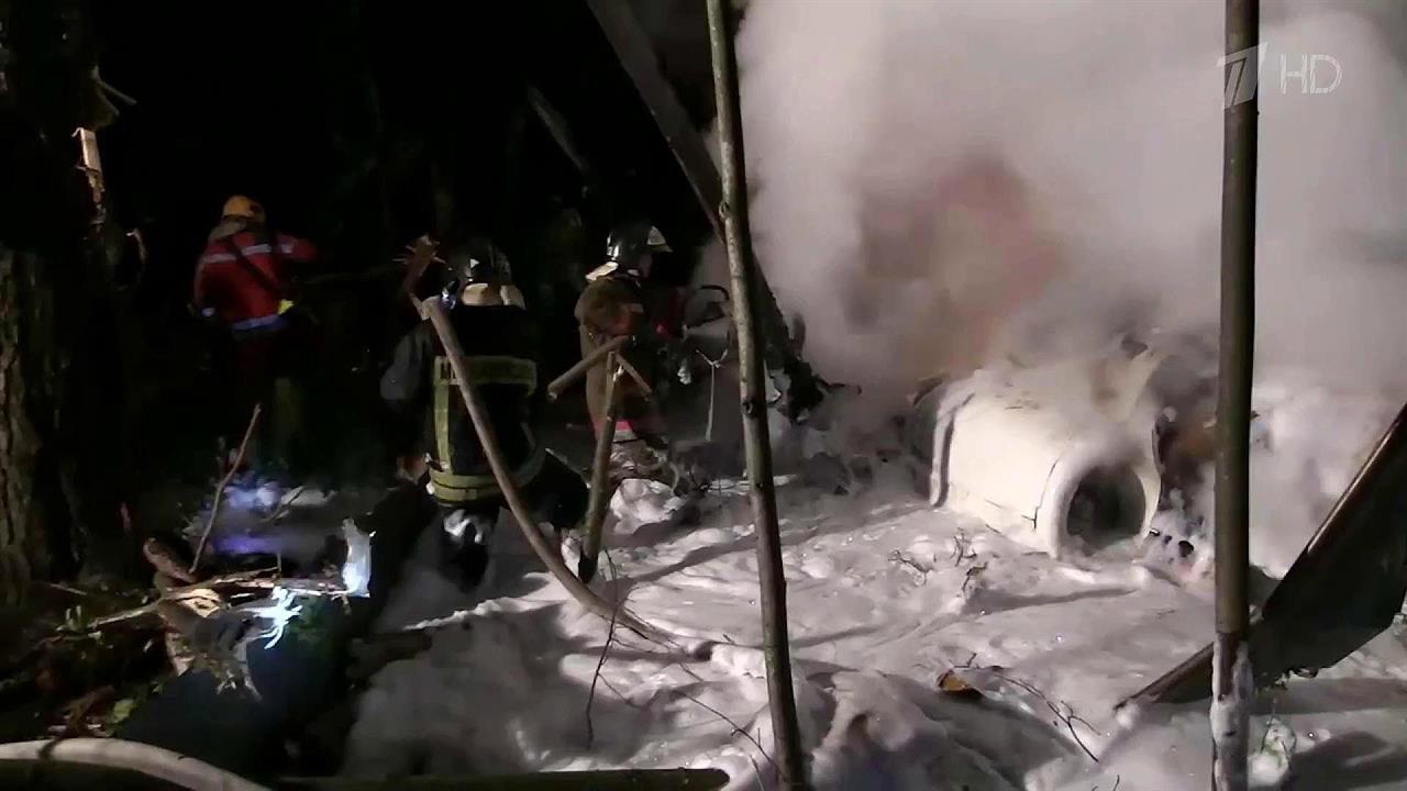 Расшифровкой "черных ящиков" вертолета Ми-8, потер... займутся военные следователи и специалисты МЧС