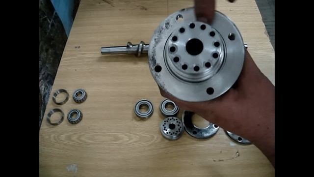 Изготовление шнекового гранулятора своими руками. Часть 3 "Гильза" .Гранулятор. смотреть онлайн