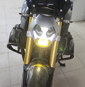 BMW motorcycle тюнинг фар