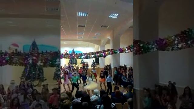 НОВЫЙ ГОД 7-Б КЛАСС смотреть онлайн