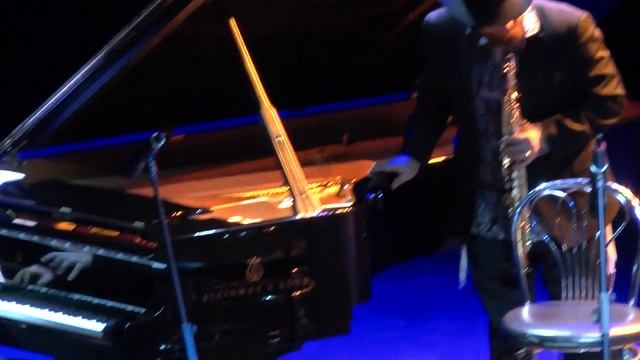 In A Sentimental Mood. Дмитрий Бриль. «В джазе только девушки». Москва, 31.10.2019 смотреть онлайн