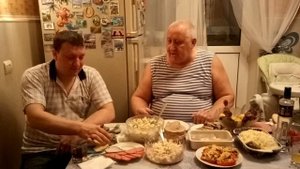 Кушаем и Разговариваем