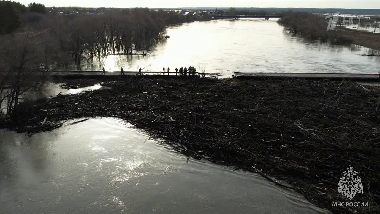 В Тюменской области уровень воды в реке Ишим превысил 10 метров