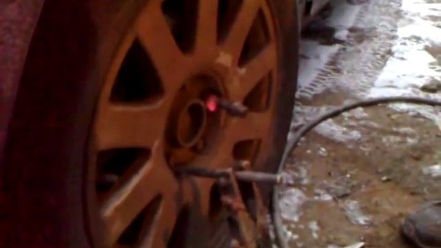 AUDI. Секретки на колесах. Диски литые Снятие сваркой..mpg смотреть онлайн