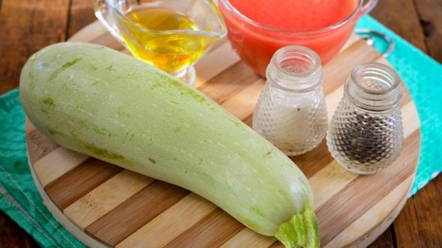 Кабачки тушеные в томате смотреть онлайн