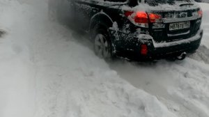 Subaru outback offroad snow