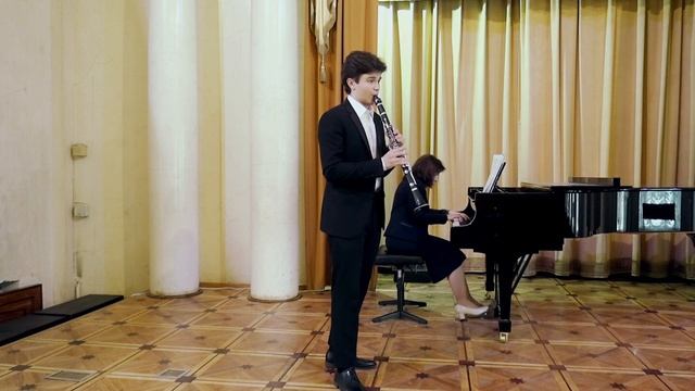К.М.фон Вебер Концертино для кларнета с оркестром. смотреть онлайн