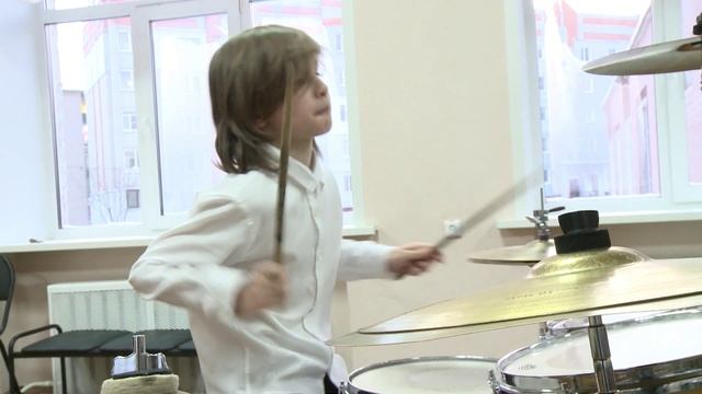 Юный ярославский барабанщик вернулся с победой с престижного музыкального конкурса «Ударная волна»