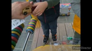 Гигантский робот из 7 машинок!Лёвка и распаковка. Lev Segal Unpackage Tobot Giga 7.