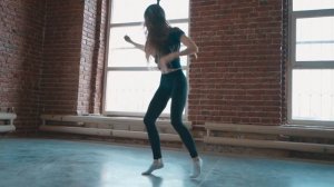 Контемпорари - студия Дом танца