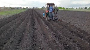 самодельная двухрядная картофелесажалка