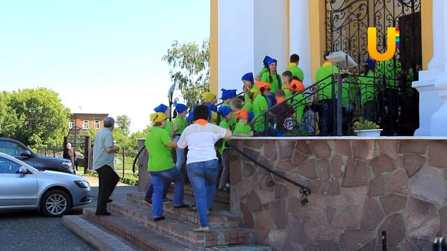 Воспитанники «Октавы» учатся ездить верхом смотреть онлайн