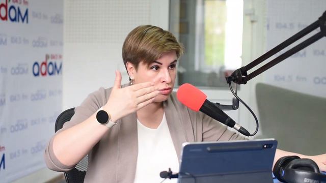 САЛЬЕ • Что позволяет человеку жить свободной и счастливой жизнью смотреть онлайн