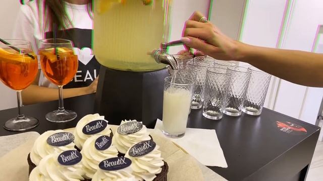 BeautiX Base Day! смотреть онлайн